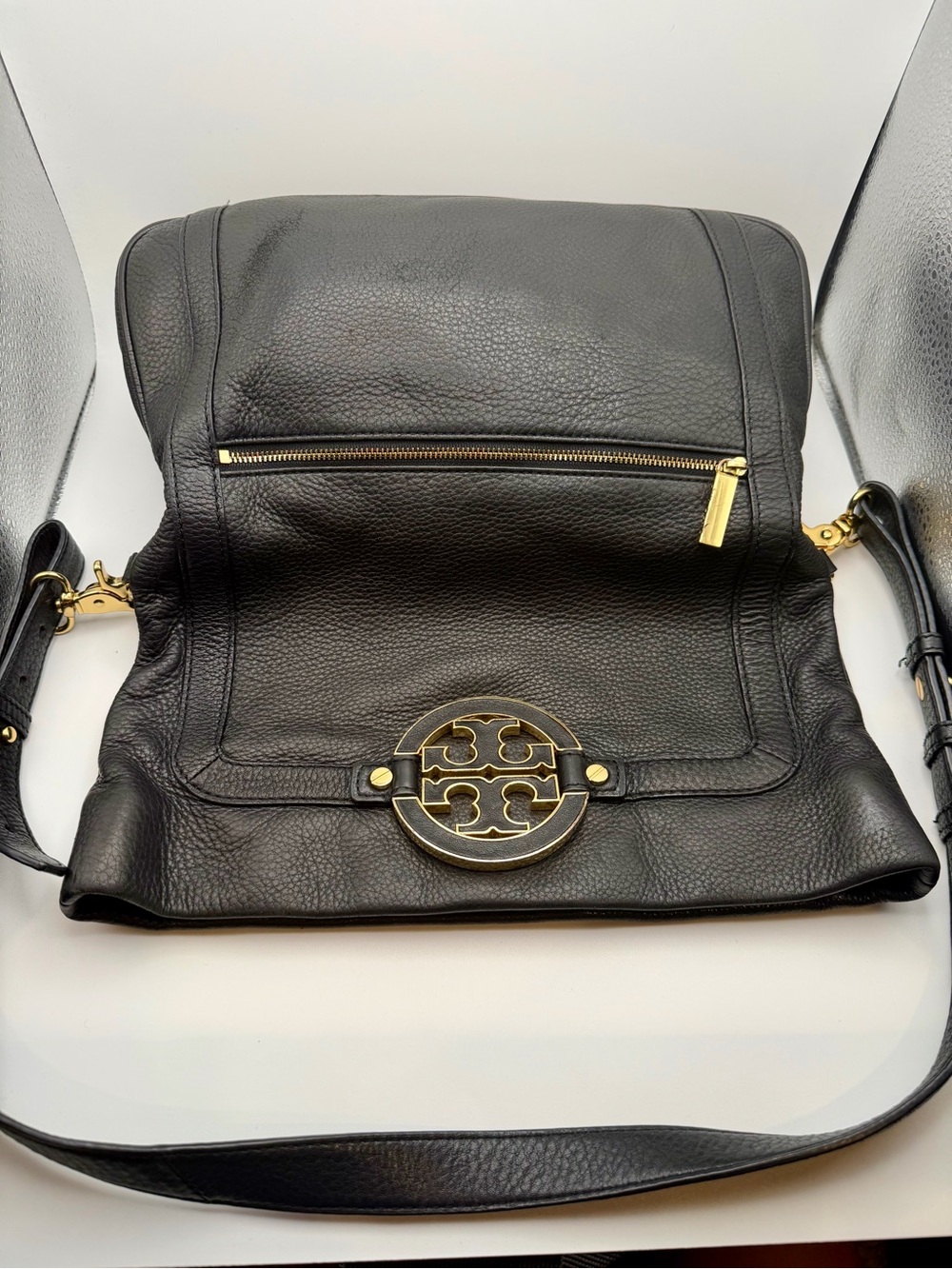 Tory Burch Black Leather Shoulder Bag Gold tone Logo Crossbody Handbag - Picture 4 of 14